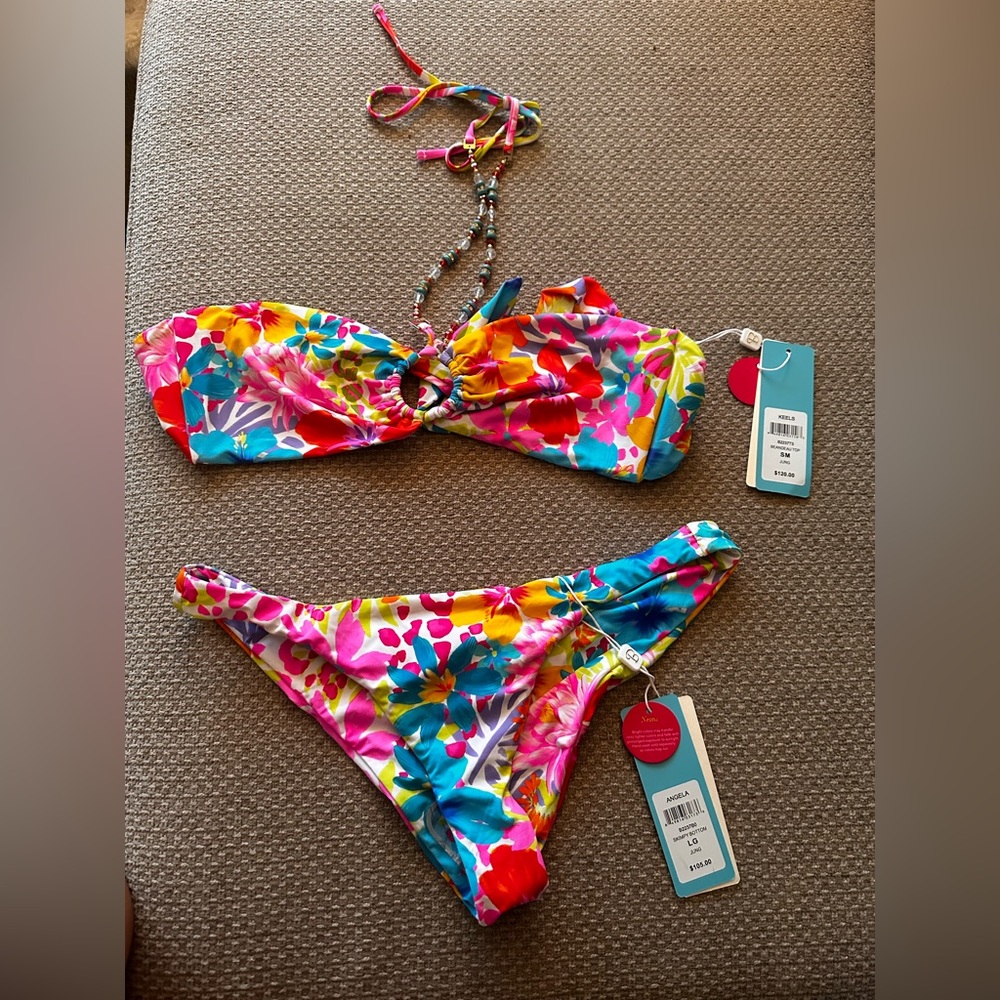 Beach bunny bikini